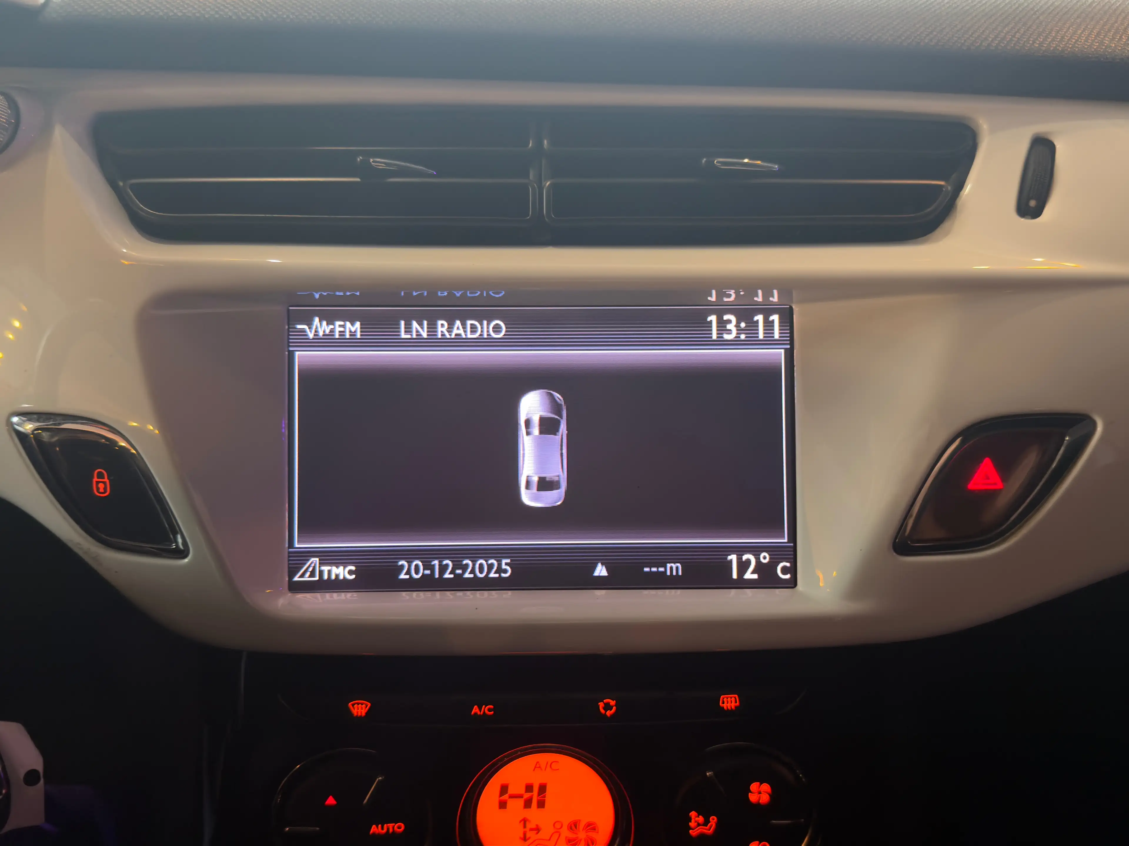 Citroen DS3 DS3 1.6 VTi So Chic/12 mois de garantie — photo 15