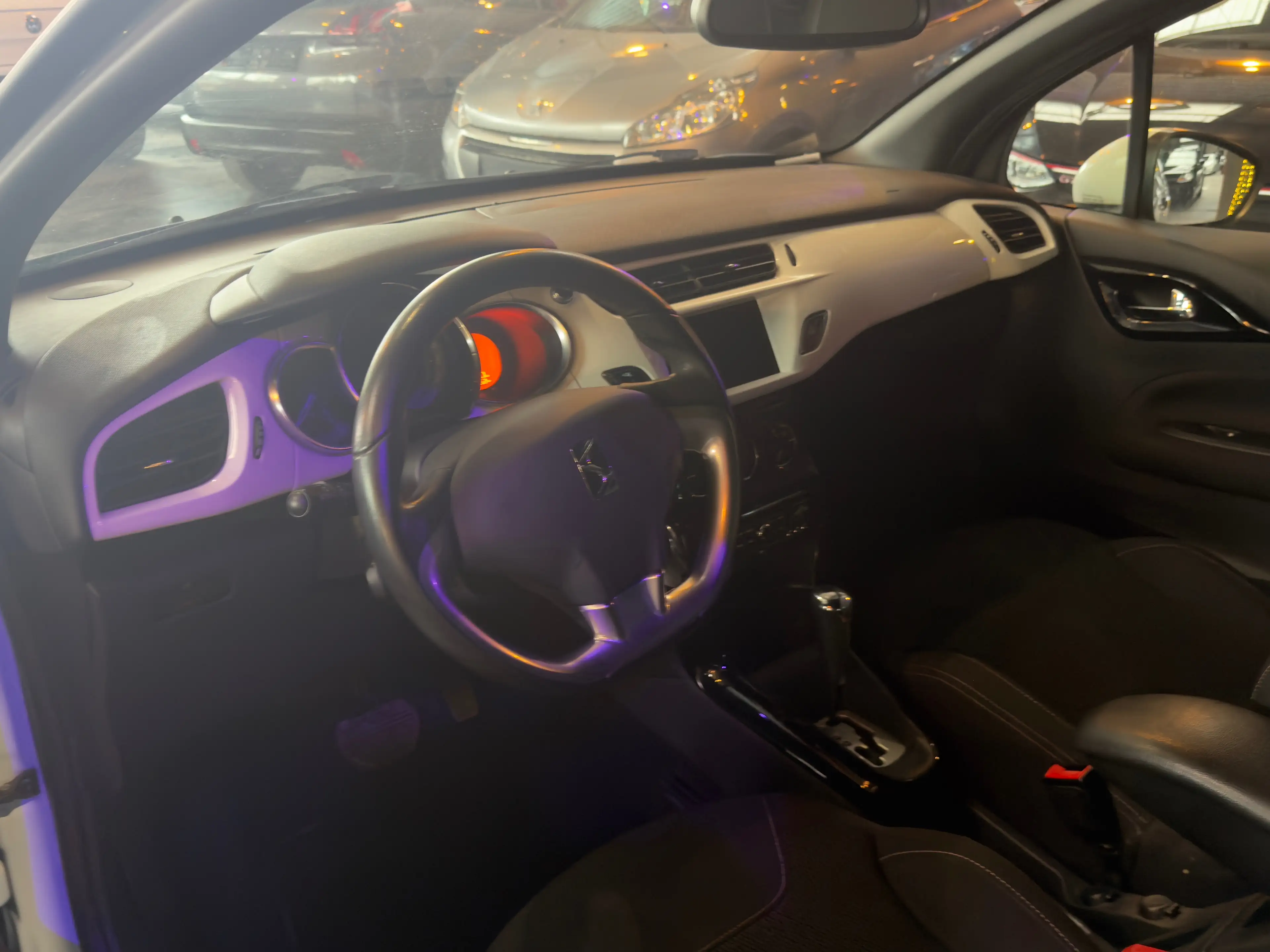 Citroen DS3 DS3 1.6 VTi So Chic/12 mois de garantie — photo 10