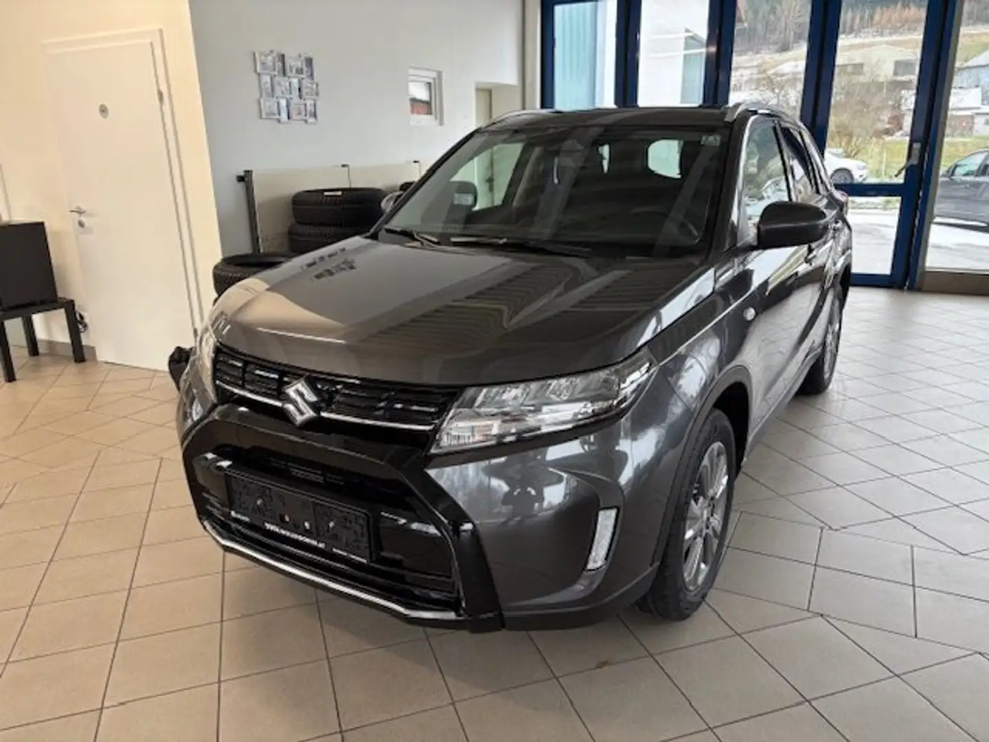 Suzuki Vitara 1,4 DITC Hybrid Allgrip Shine Grau - 1