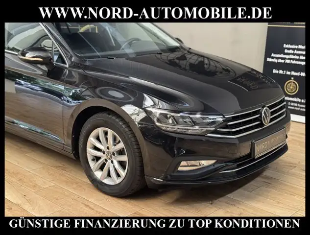 Volkswagen Passat view 13