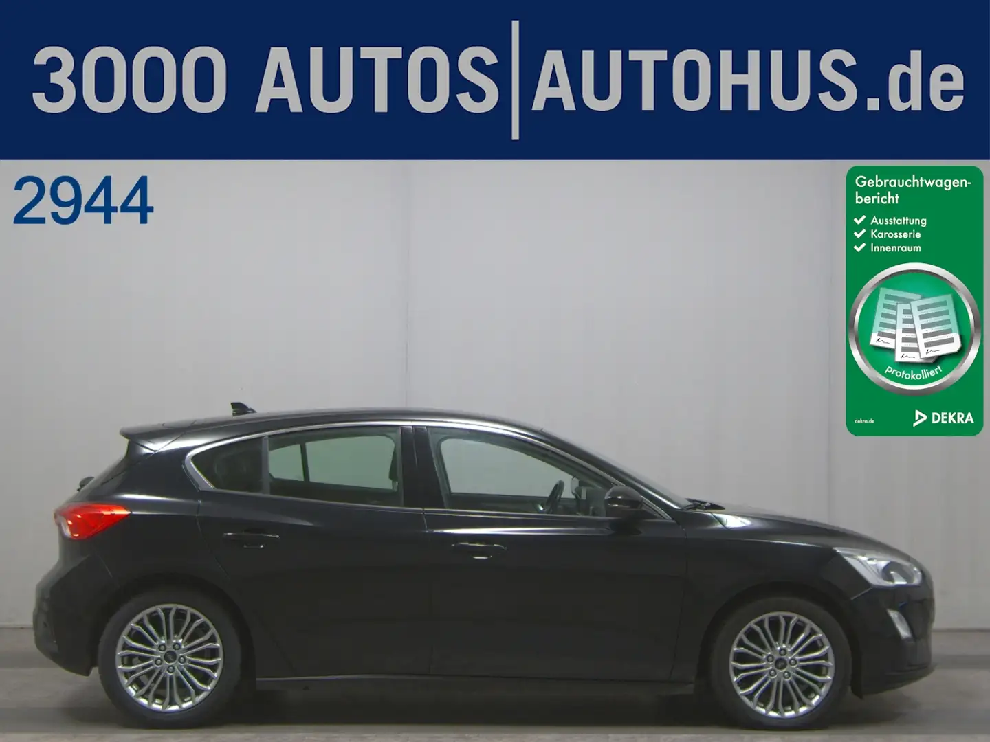 Ford Focus 1.0 EB Titanium AHK PDC RfK Schwarz - 1