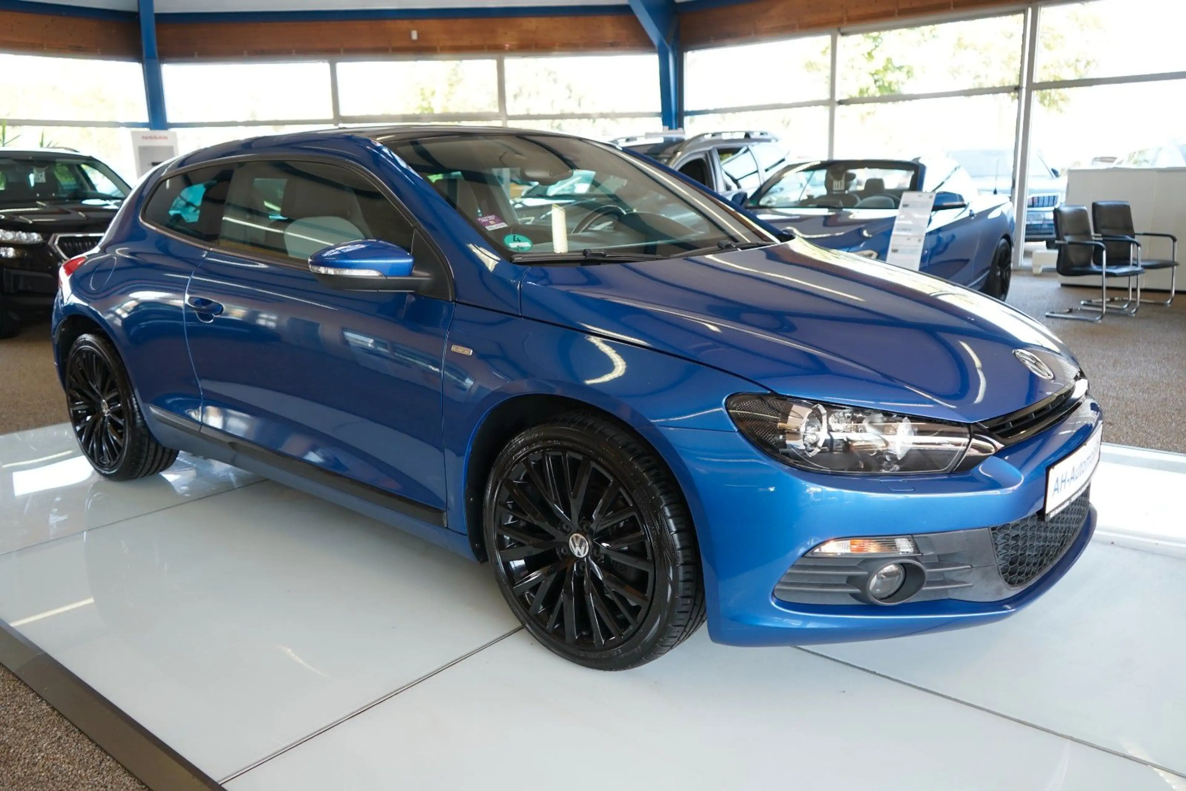 Volkswagen Scirocco 1.4 TSI LIFE NAVI / KLIMAAUTO./ PDC — photo 2