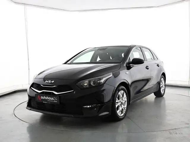 Kia Ceed view 3