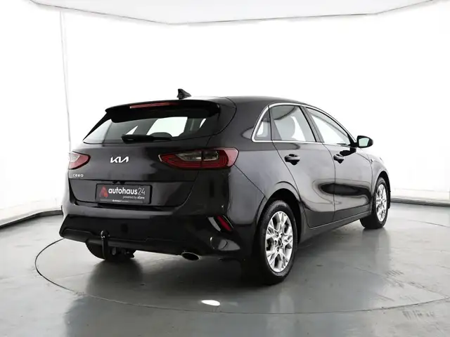Kia Ceed view 5