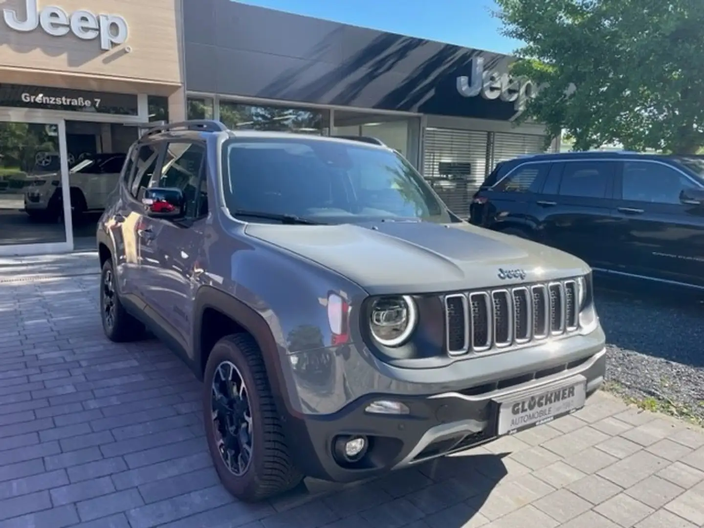 Jeep Renegade PHEV   High Upland Grau - 2