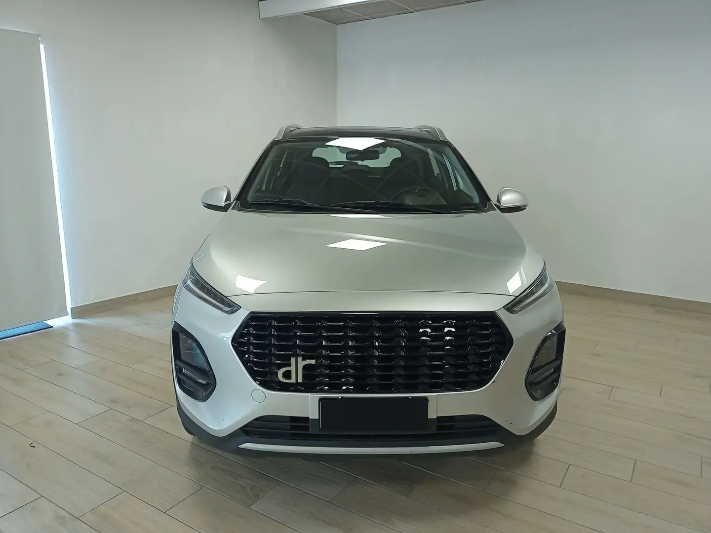 DR Automobiles DR3 DR3 CVT 1.5 BZ /GPL Schwarz - 2