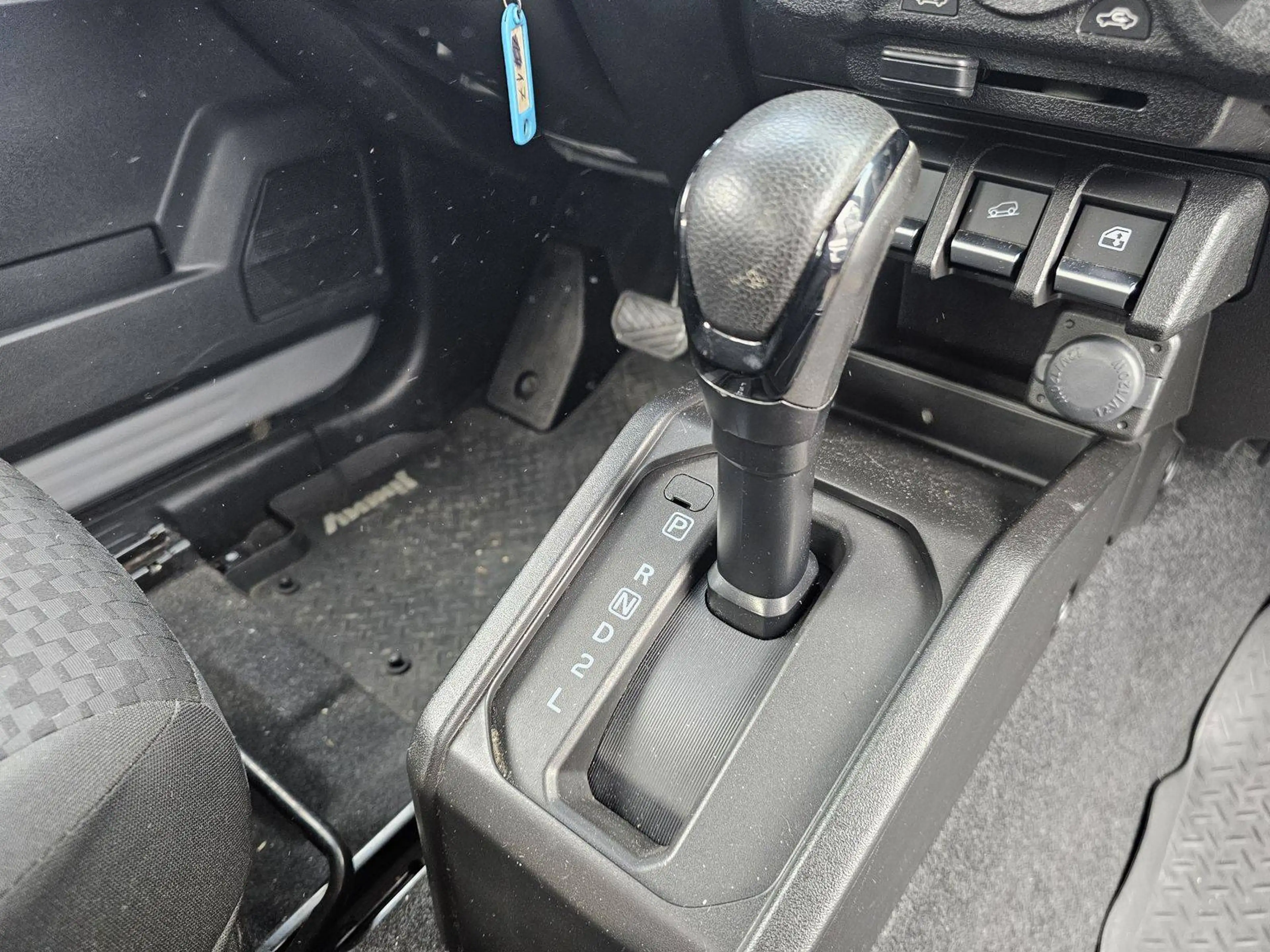 Suzuki Jimny Comfort AllGrip Automatik/Klima/Alufelgen — photo 11