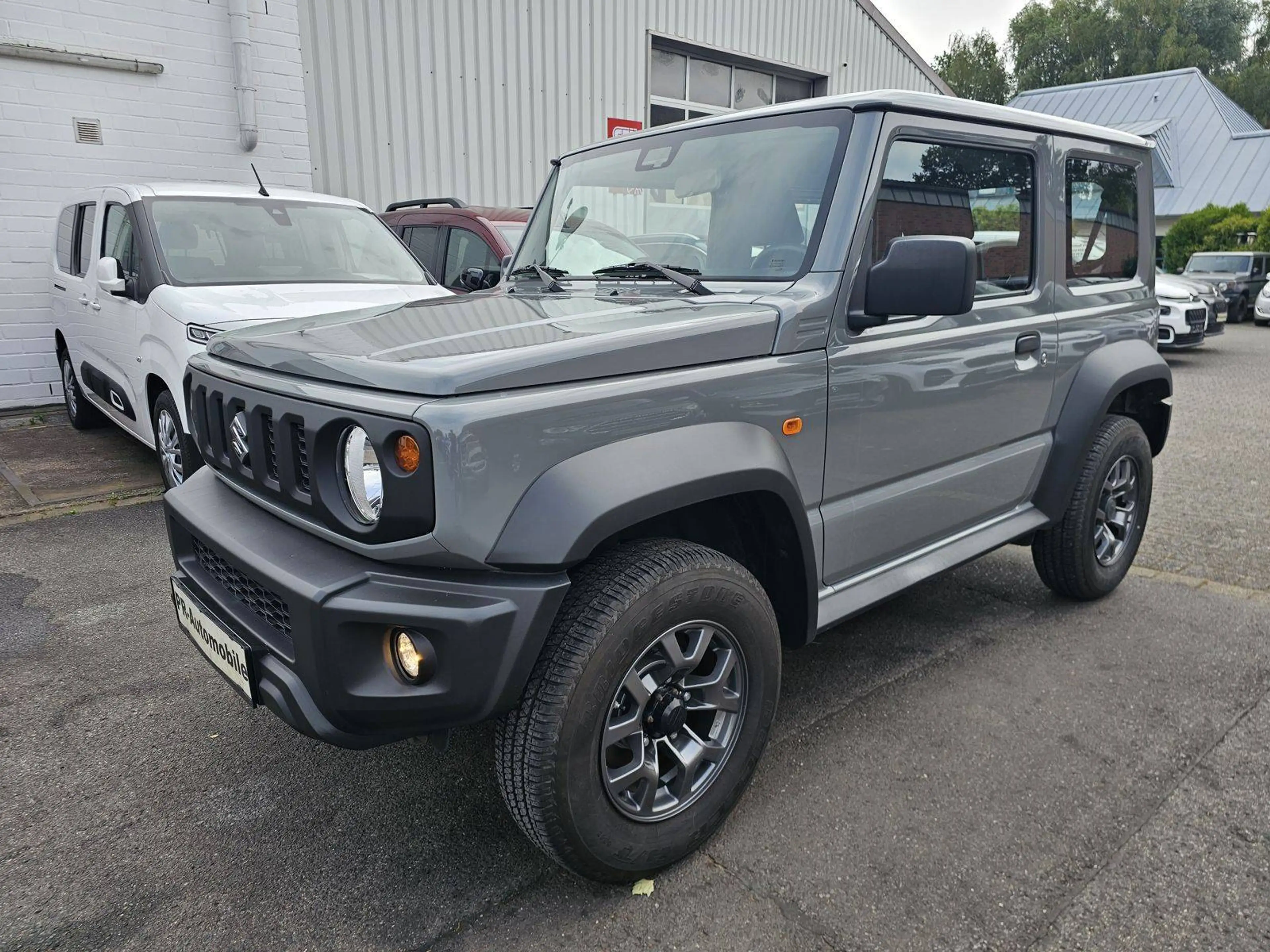 Suzuki Jimny Comfort AllGrip Automatik/Klima/Alufelgen