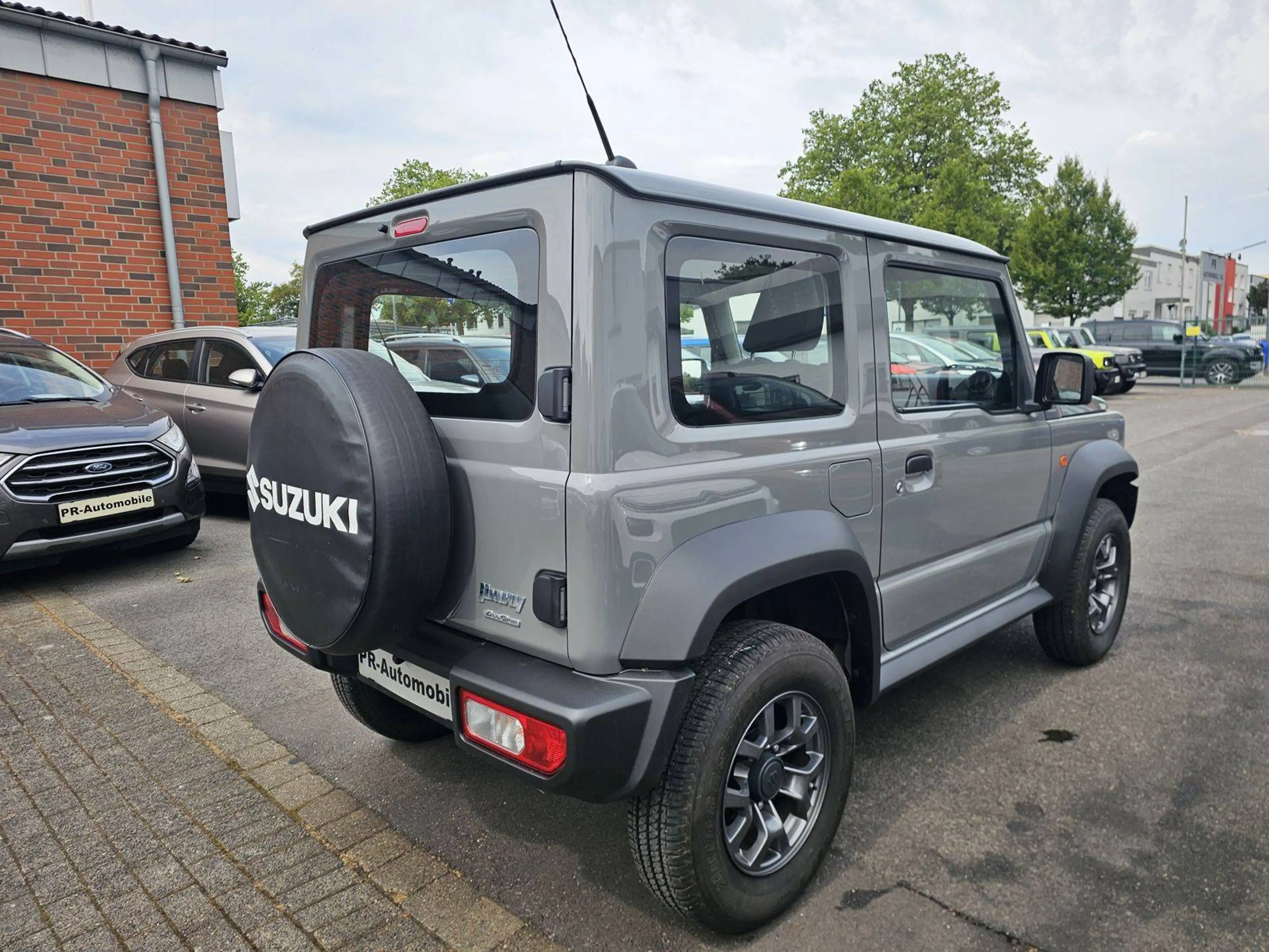 Suzuki Jimny Comfort AllGrip Automatik/Klima/Alufelgen — photo 5
