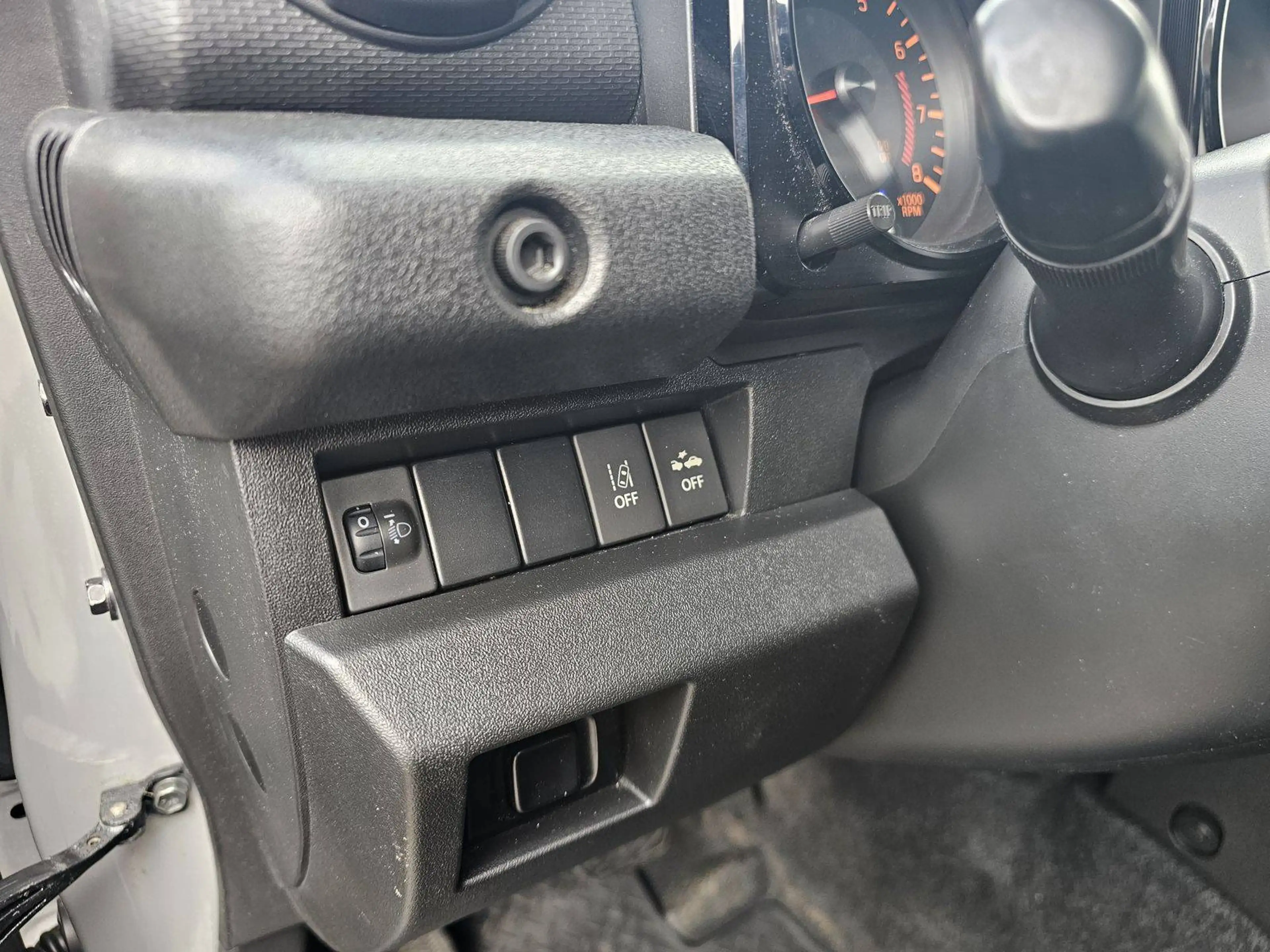 Suzuki Jimny Comfort AllGrip Automatik/Klima/Alufelgen — photo 10