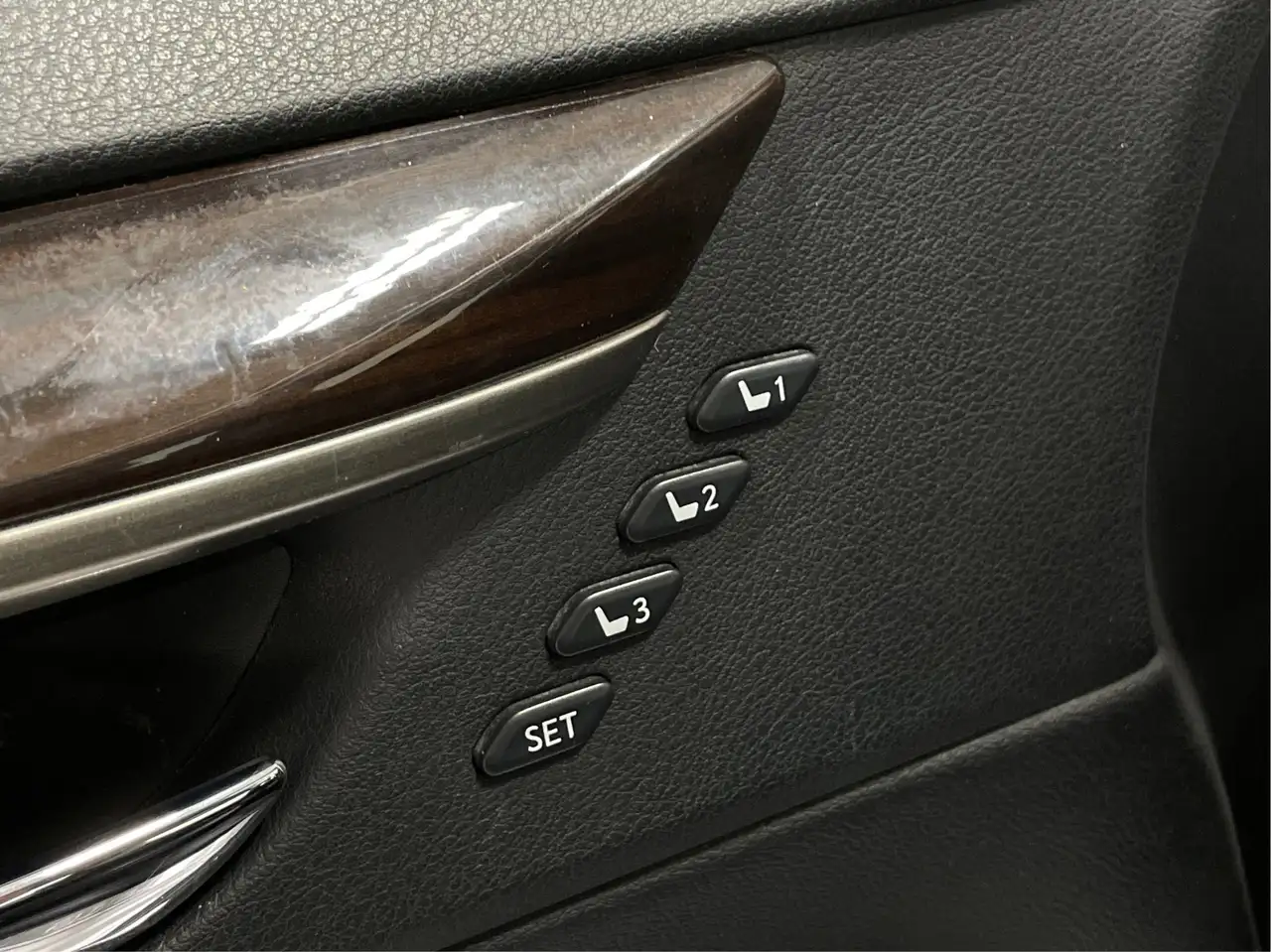 Lexus ES снимка Lexus ES