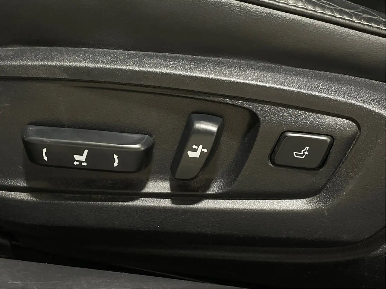 Lexus ES снимка Lexus ES