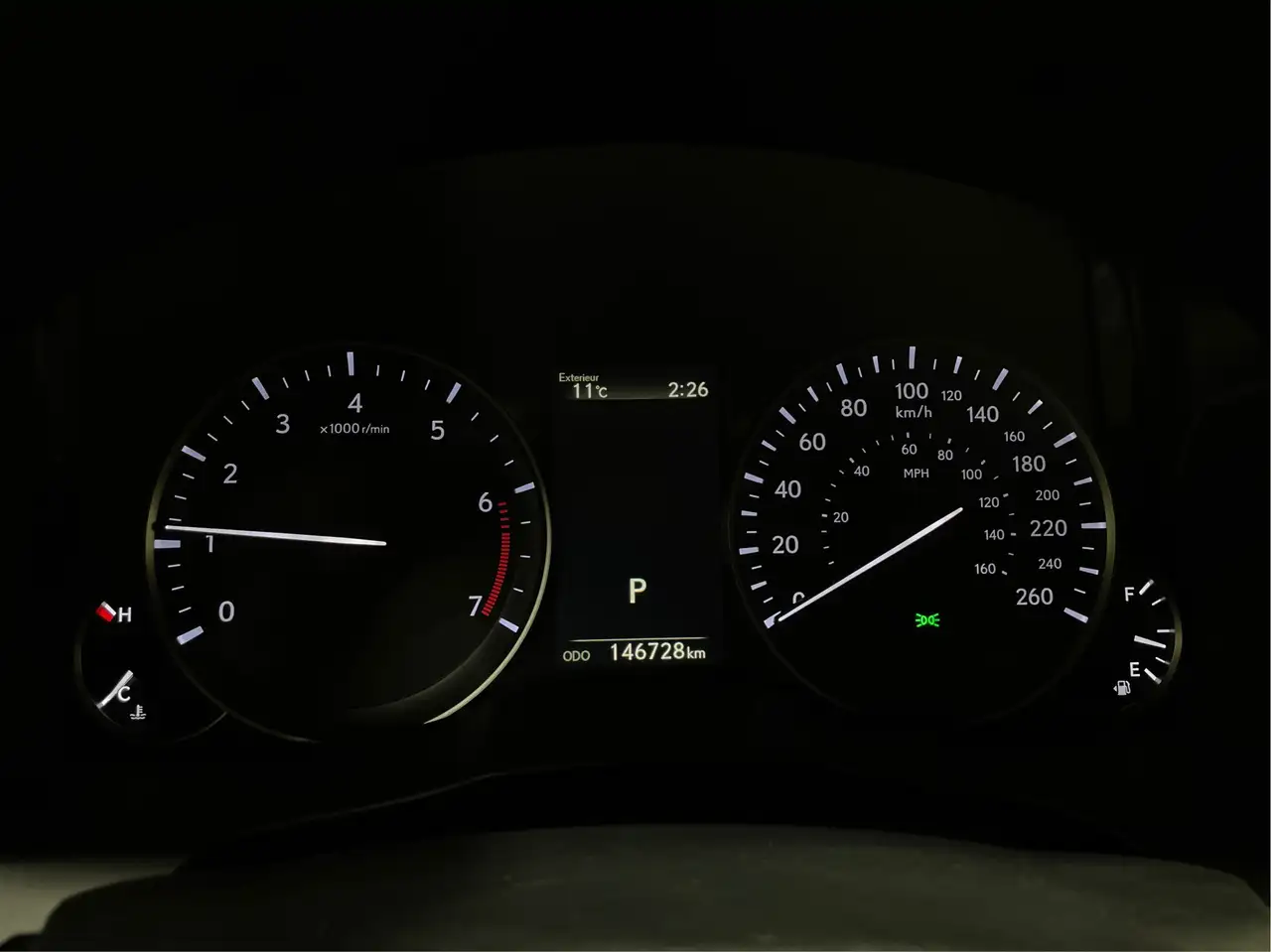 Lexus ES снимка Lexus ES