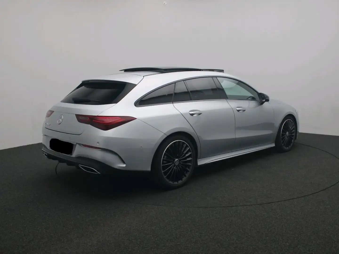 Mercedes-Benz CLA 180 Star Edition Shooting Brake + AMG LINE + PANORAMIS Argent - 2