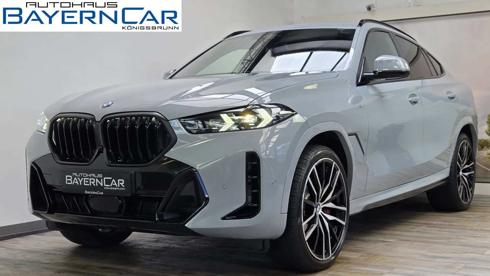 BMW X6 xDrive30d M Sport Pro 22Zoll Pano ACC 360° Grijs - 1