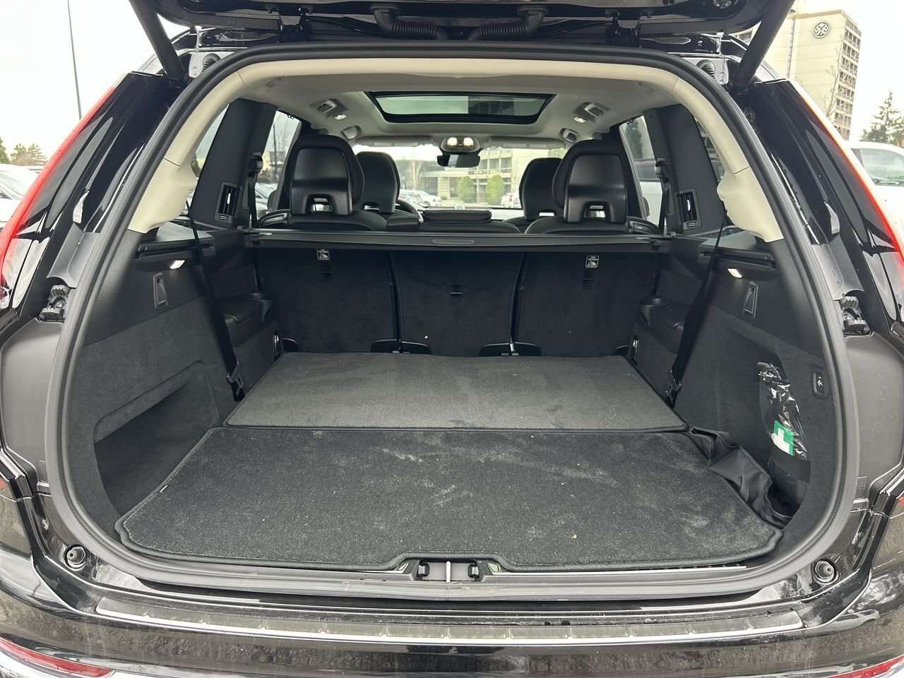 2026 Volvo XC90 Ultra 7-Seater (Bright Theme) Rear Camera Washer | thumb 32