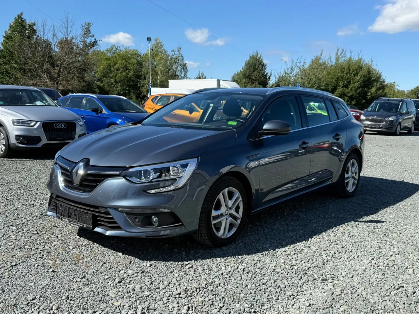 Renault Megane IV Grandtour Business Edition Automatik Grau - 1