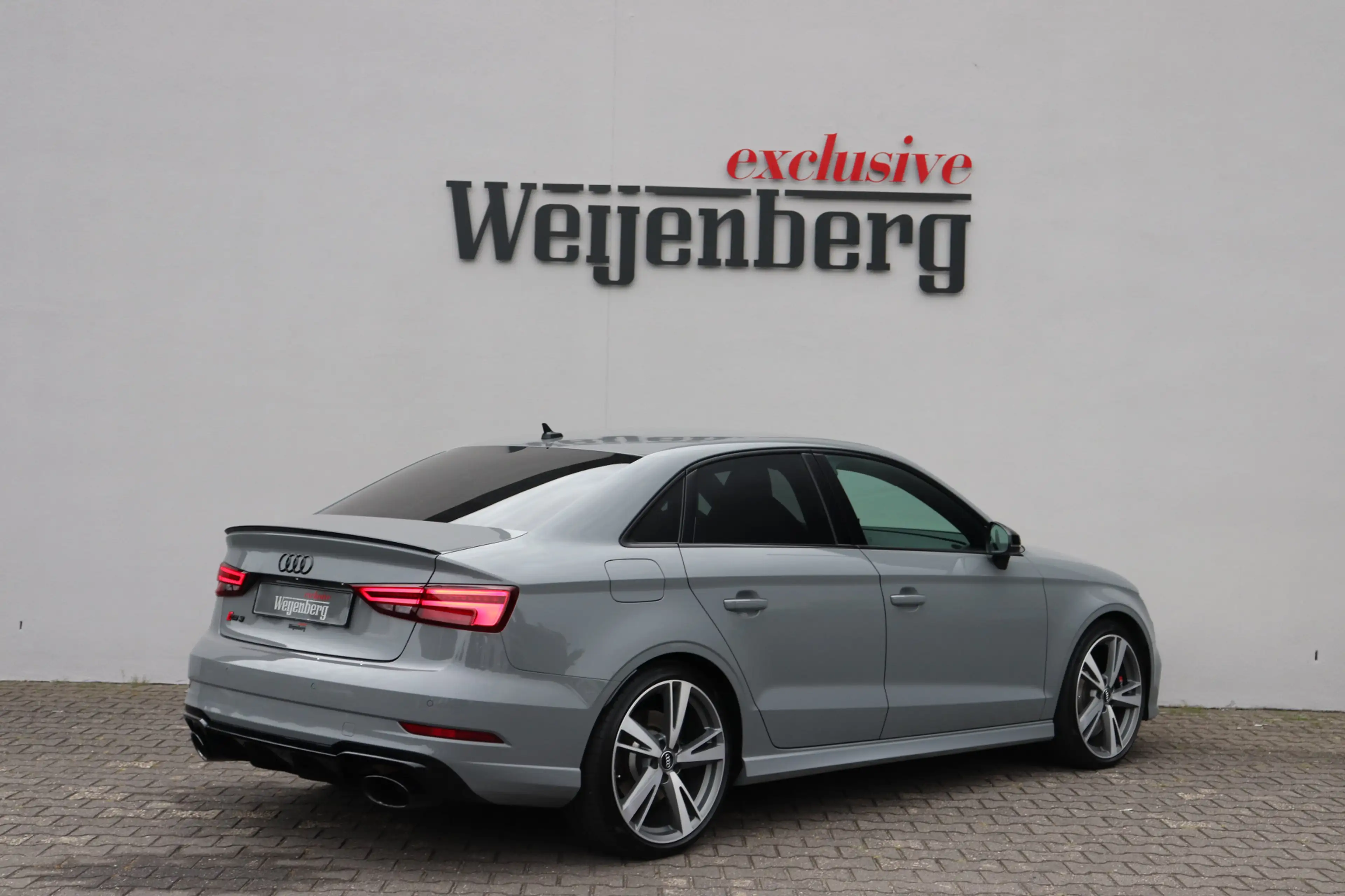 Audi RS3 Limousine 2.5 TFSI Quattro B&O Virtual RS Sportsto — photo 2