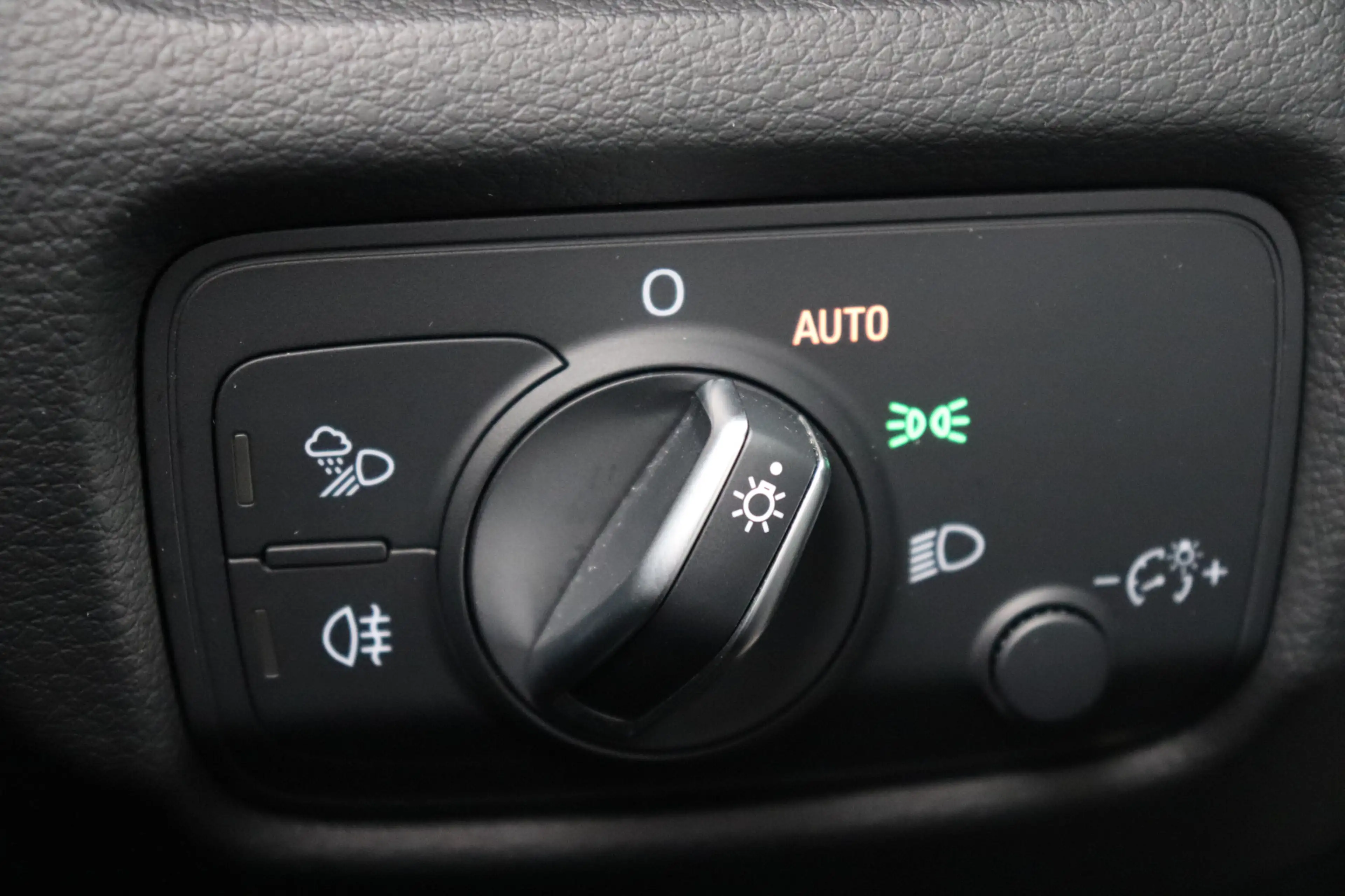Audi RS3 Limousine 2.5 TFSI Quattro B&O Virtual RS Sportsto — photo 34
