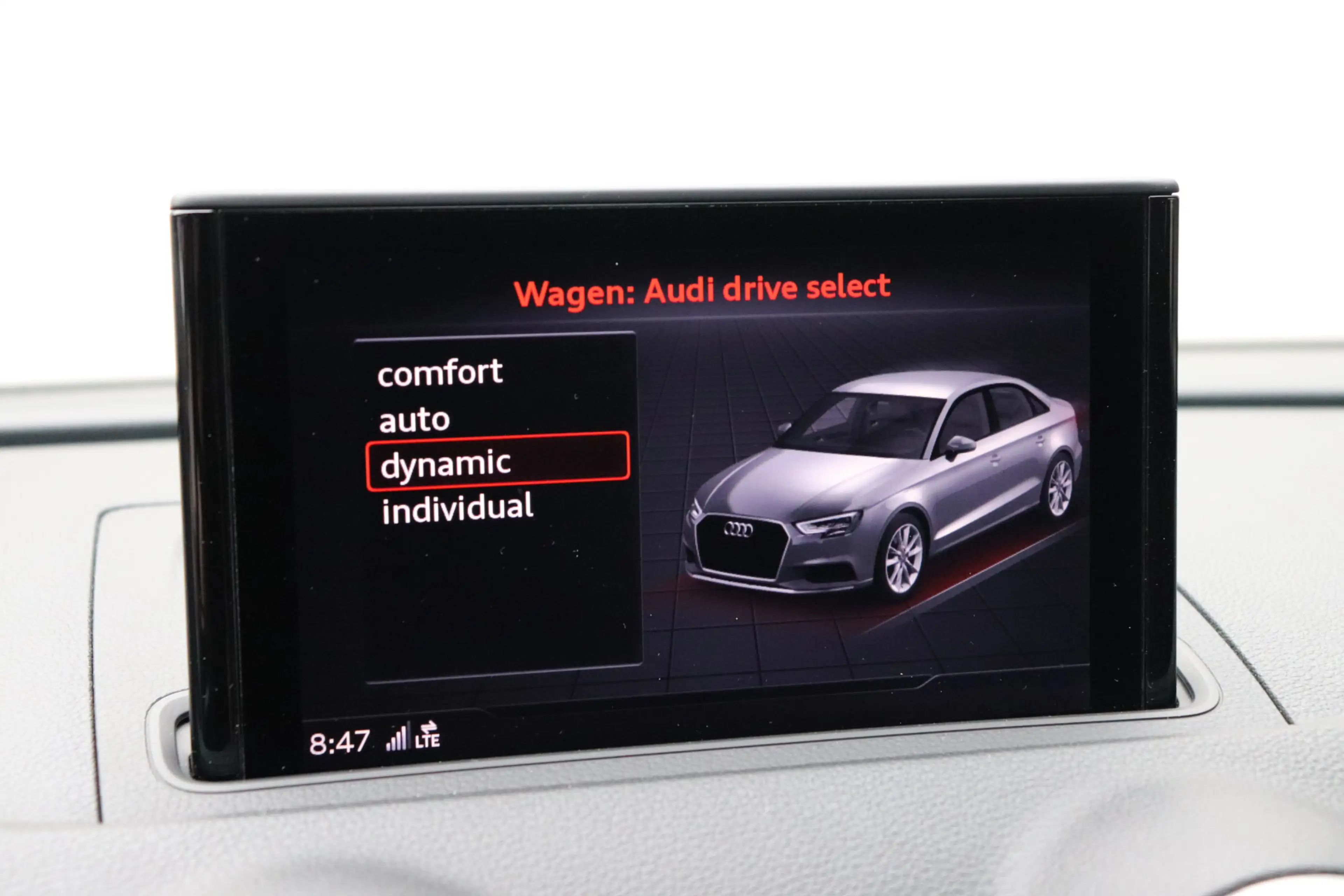 Audi RS3 Limousine 2.5 TFSI Quattro B&O Virtual RS Sportsto — photo 28