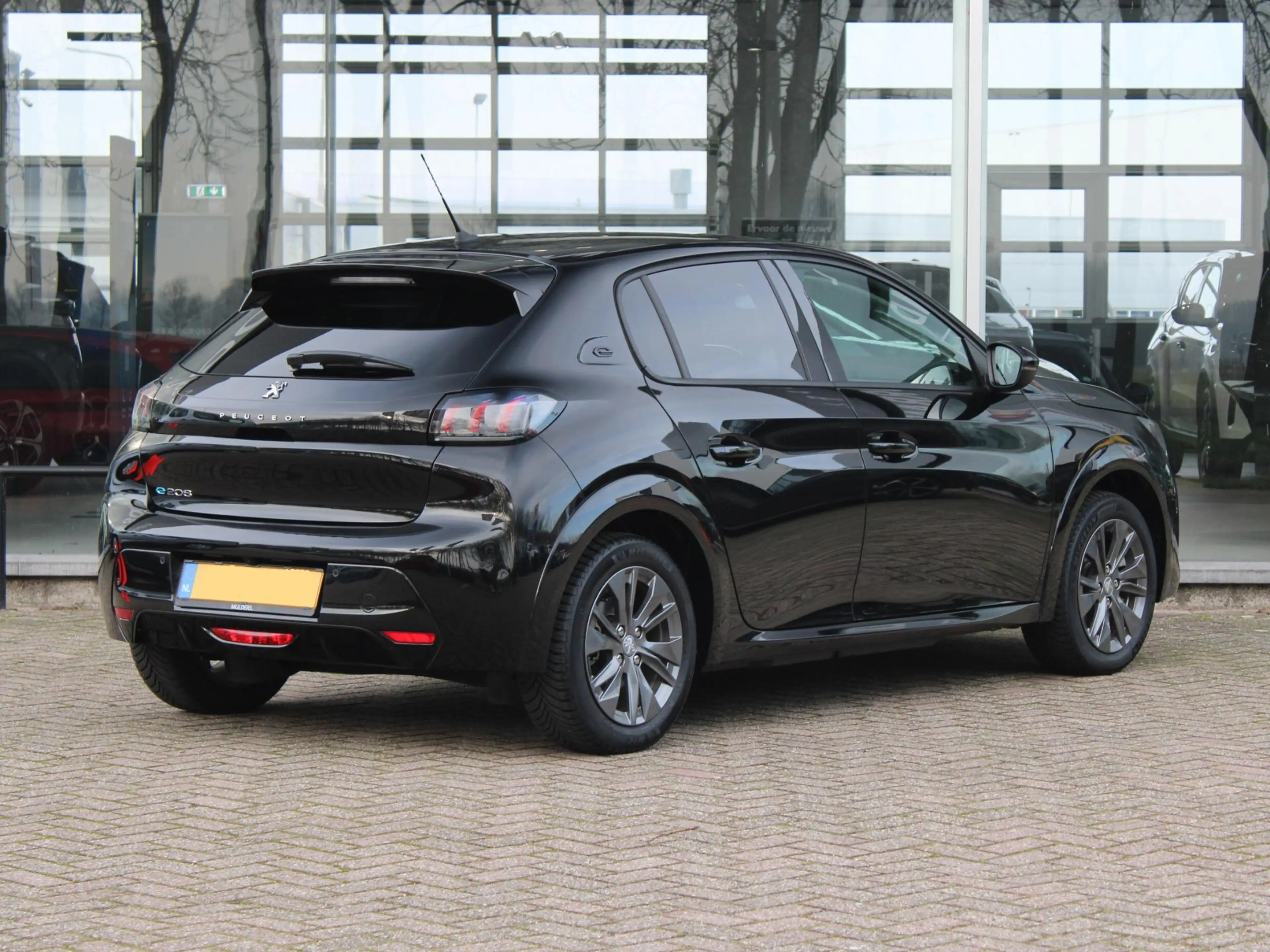 Peugeot e-208 EV Allure Pack 50 kWh CAMERA/STOELVERW./NAVI — photo 3