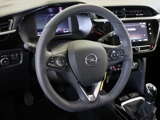 Opel Corsa view 10