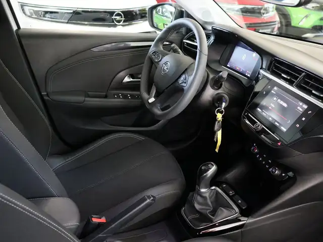 Opel Corsa view 4