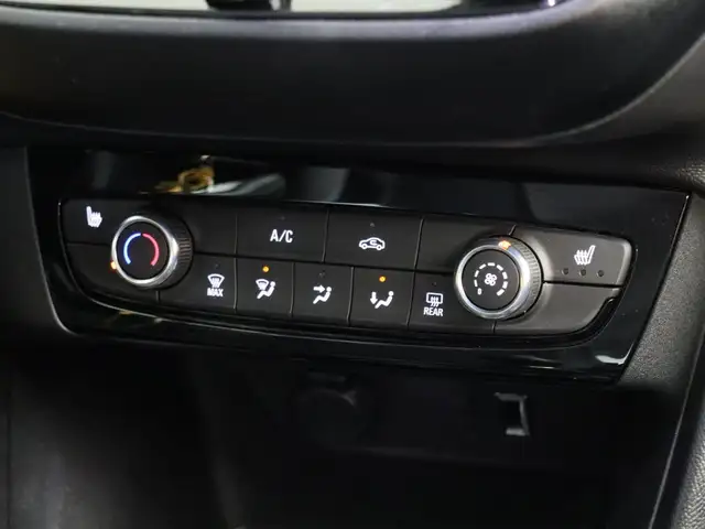 Opel Corsa view 9