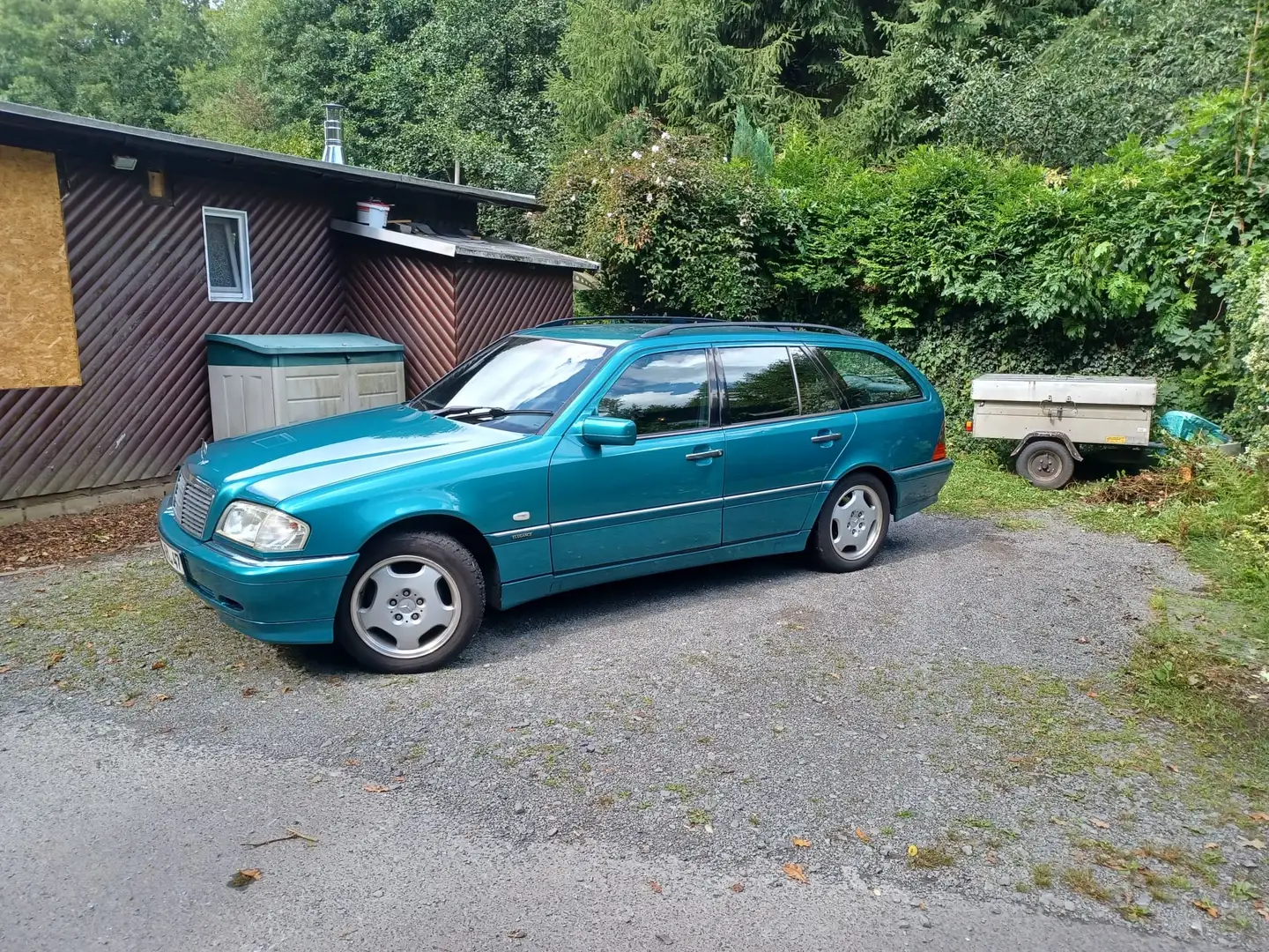 Mercedes-Benz T-Class ABS, Dachreling, elektrische Fenster, Servo,, Grün - 1