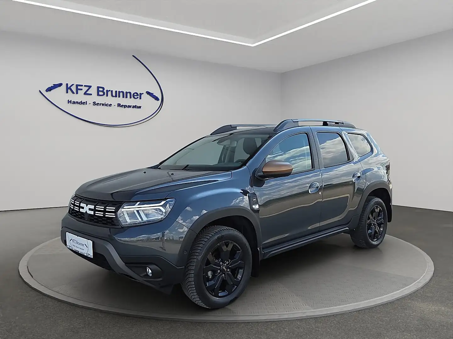 Dacia Duster Extreme **4x4,360^Kamera,Sitzh,NAVI** Grau - 1