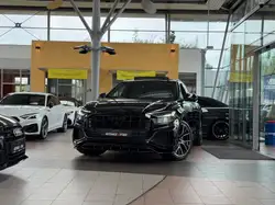 Audi Q8 50 TDI quattro S line Matrix S Sitze Pano Keyless 22"