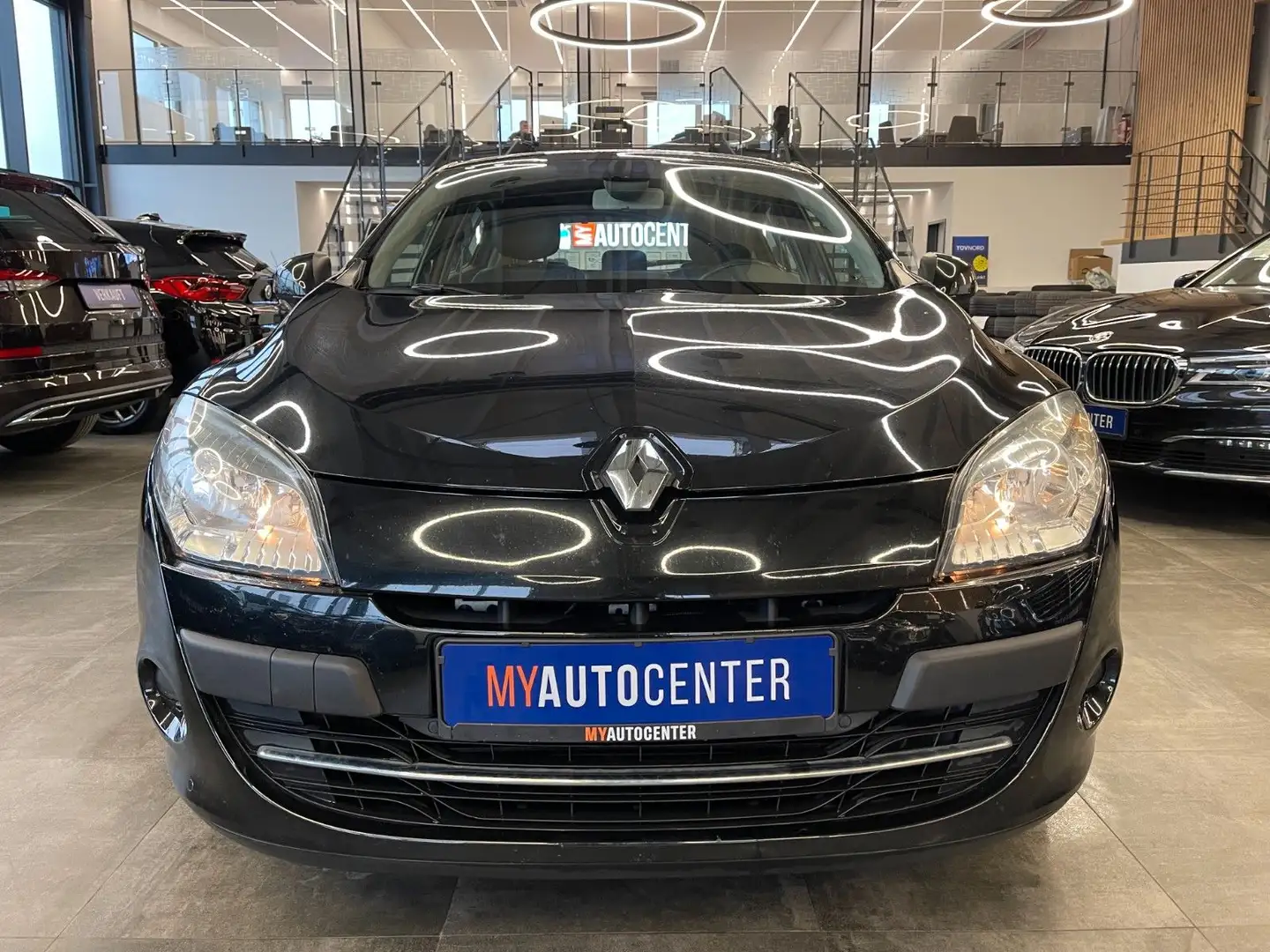 Renault Megane III Lim. 5-trg. BOSE Edition *NAVI*KLIMA* Schwarz - 2