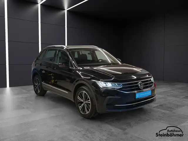 Volkswagen Tiguan view 9