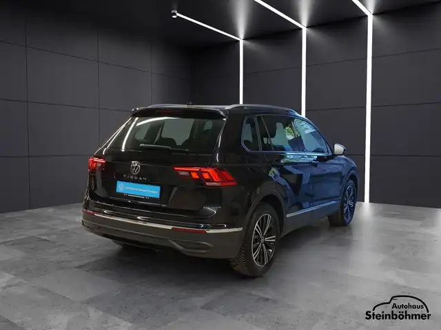 Volkswagen Tiguan view 7