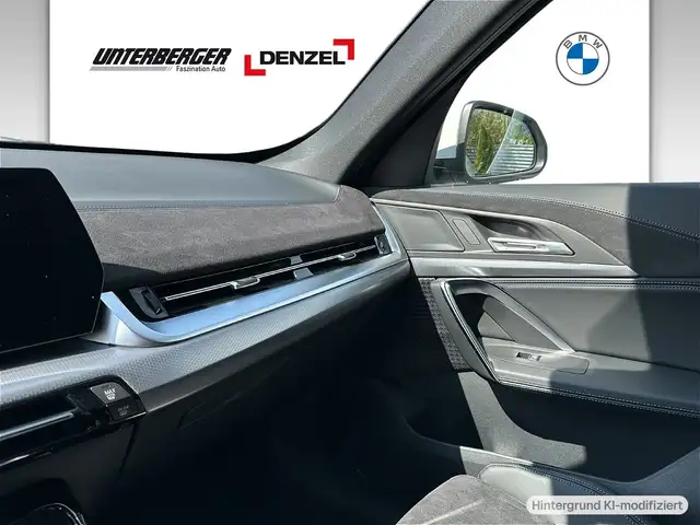 BMW X1 view 7