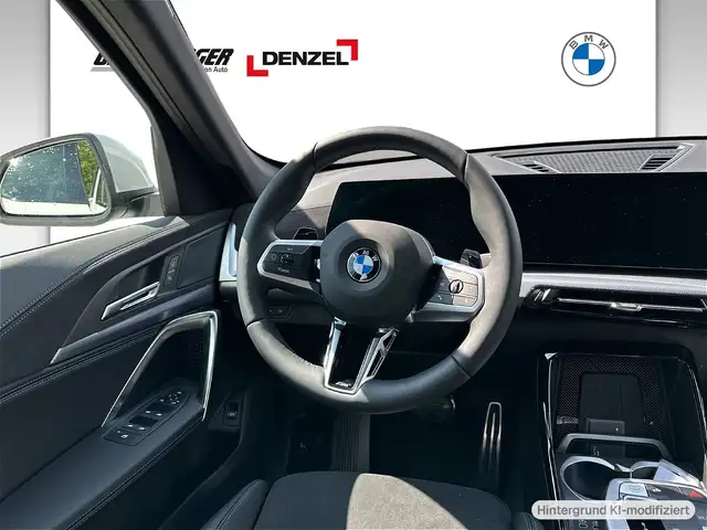 BMW X1 view 8