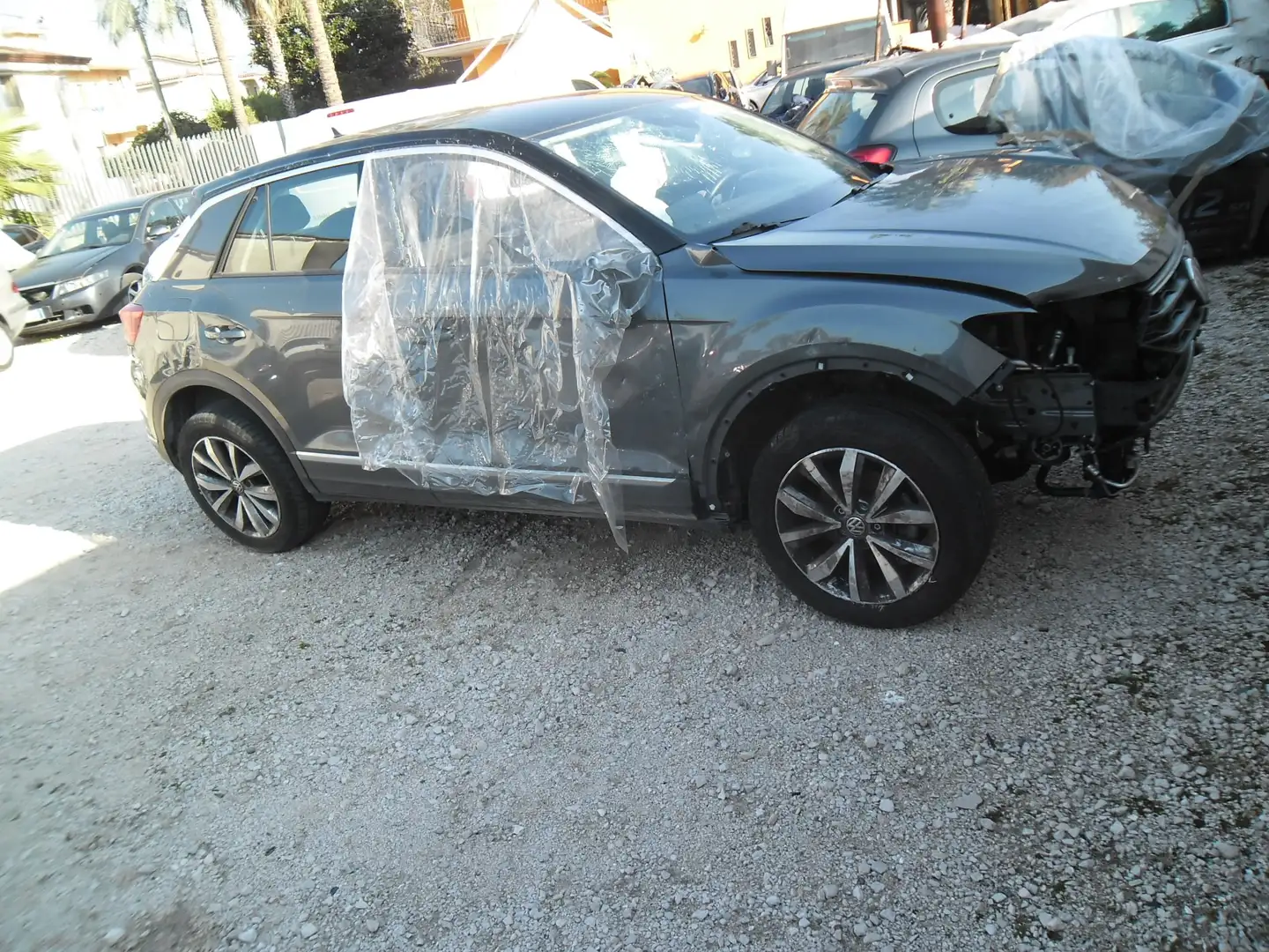 Volkswagen T-Roc 1.6 tdi Advanced Grigio - 2