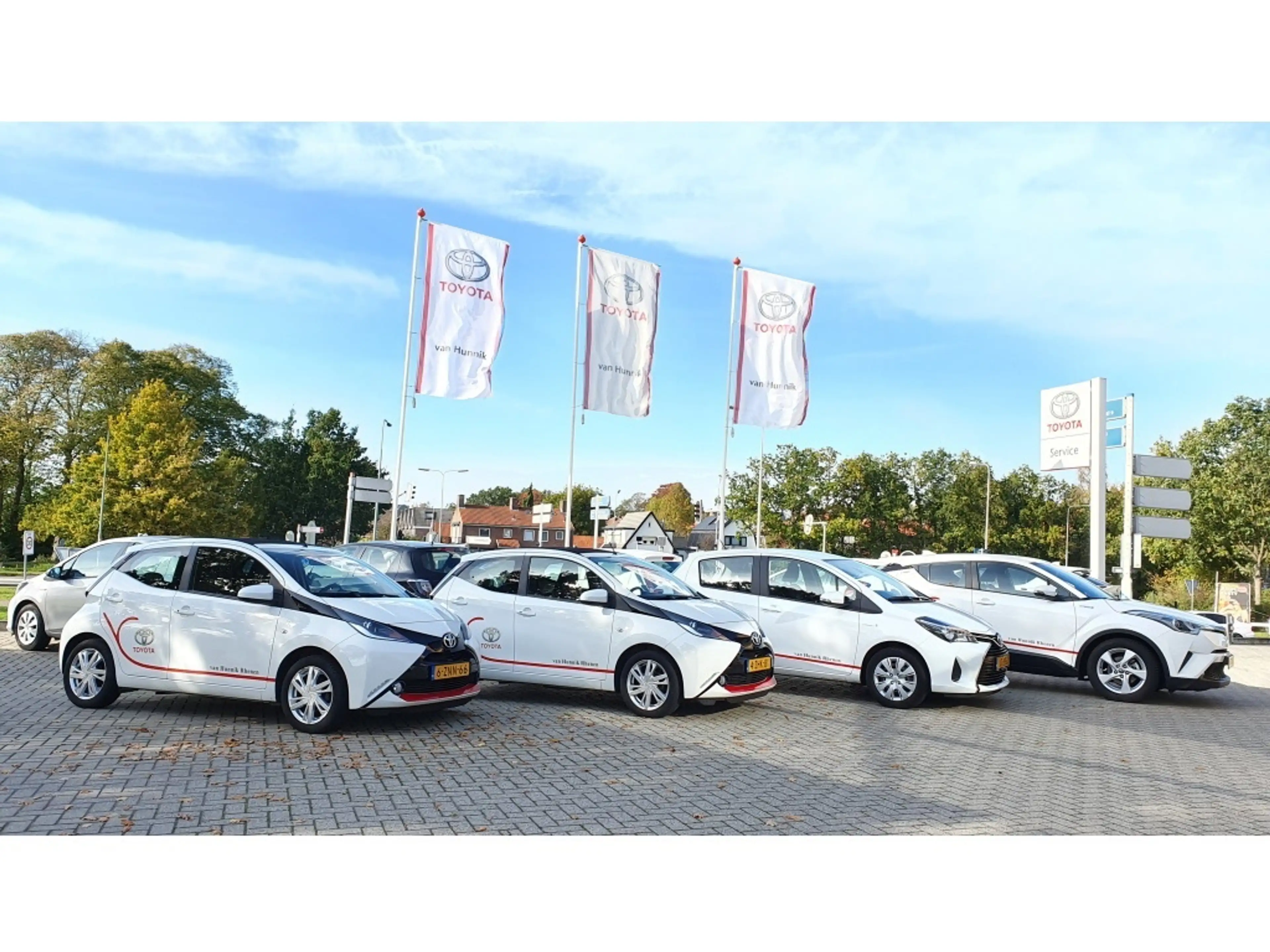 Toyota C-HR 2.0 Hybrid 200 Exec | JBL | 360 camera | Stoelgehe