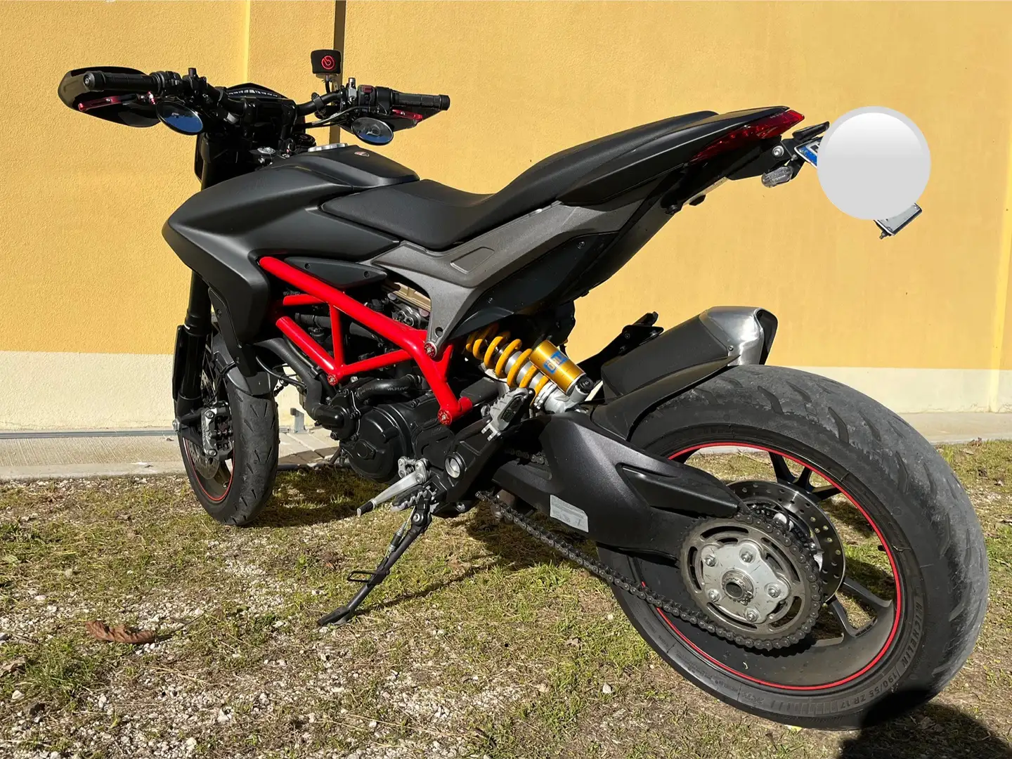 Ducati Hypermotard 821 SP Czarny - 2