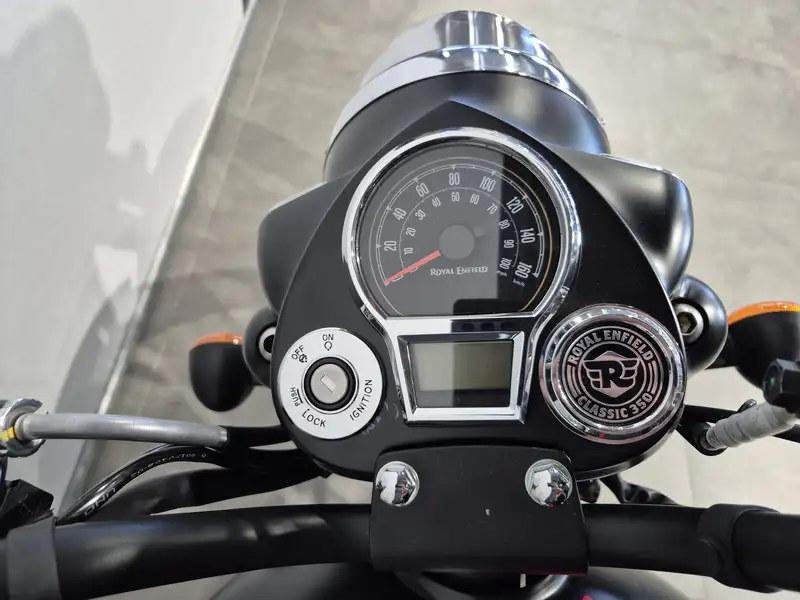 Royal Enfield Classic 350 - foto 6