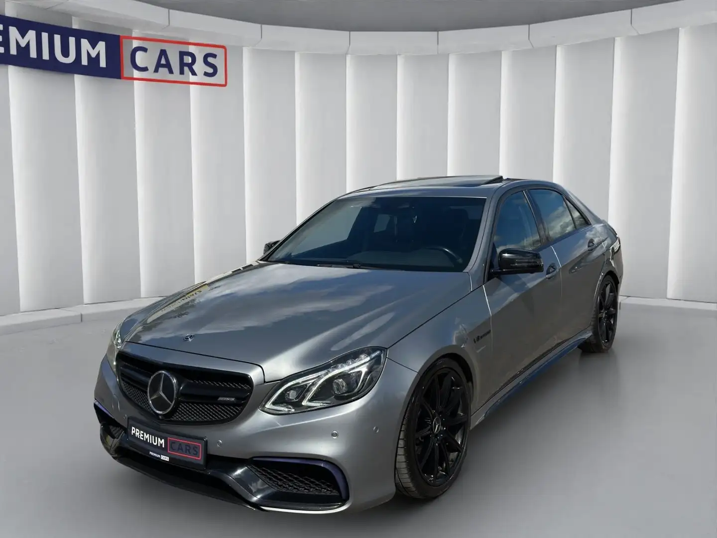 Mercedes-Benz E 63 AMG E63s AMG 4Matic Lim.*Garantie*Finanzierung* Silber - 1