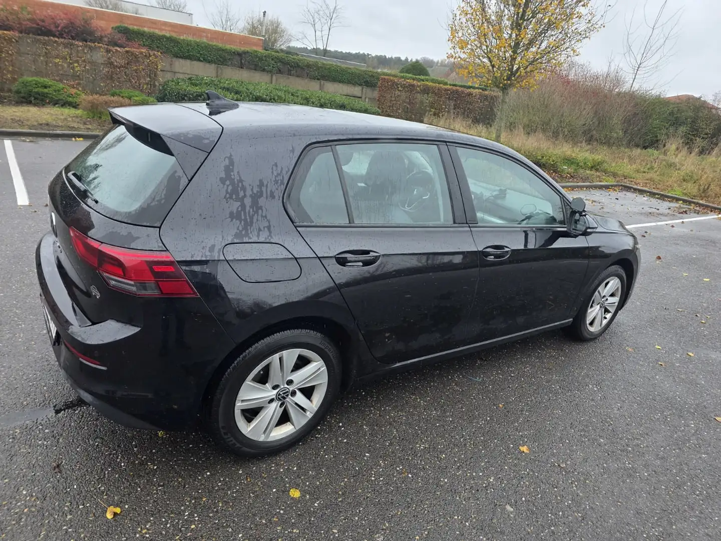 Volkswagen Golf Golf 8 1.0 TSI OPF Life Zwart - 2