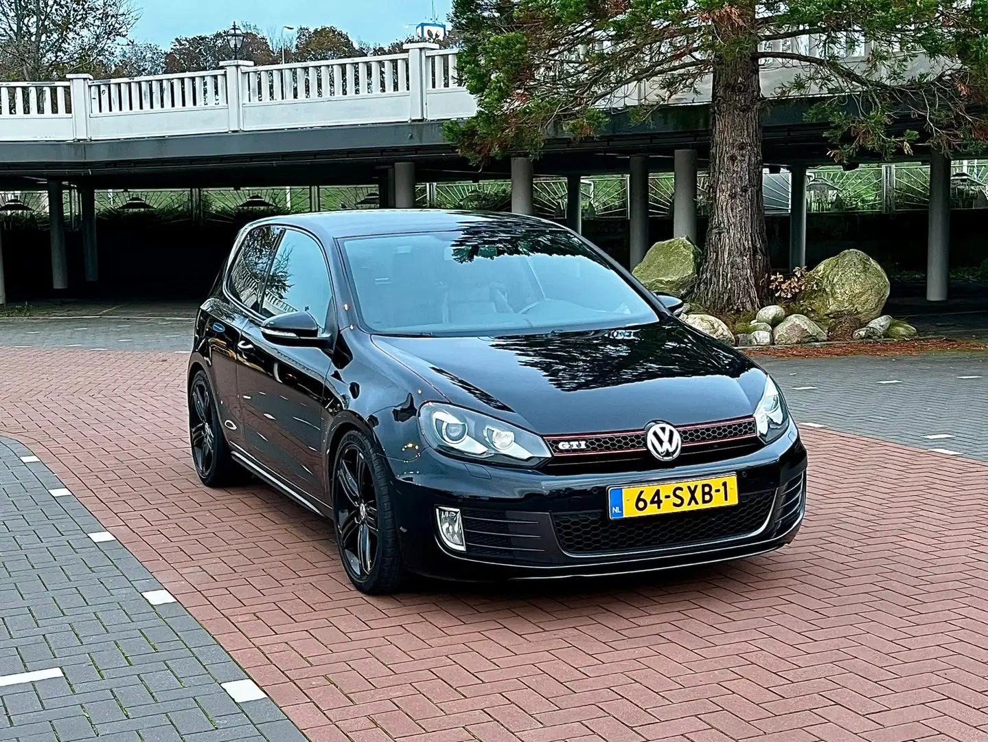 Volkswagen Golf GTI 2.0 (Stage 2) Black on Black 300PK DSG-7 Negro - 1