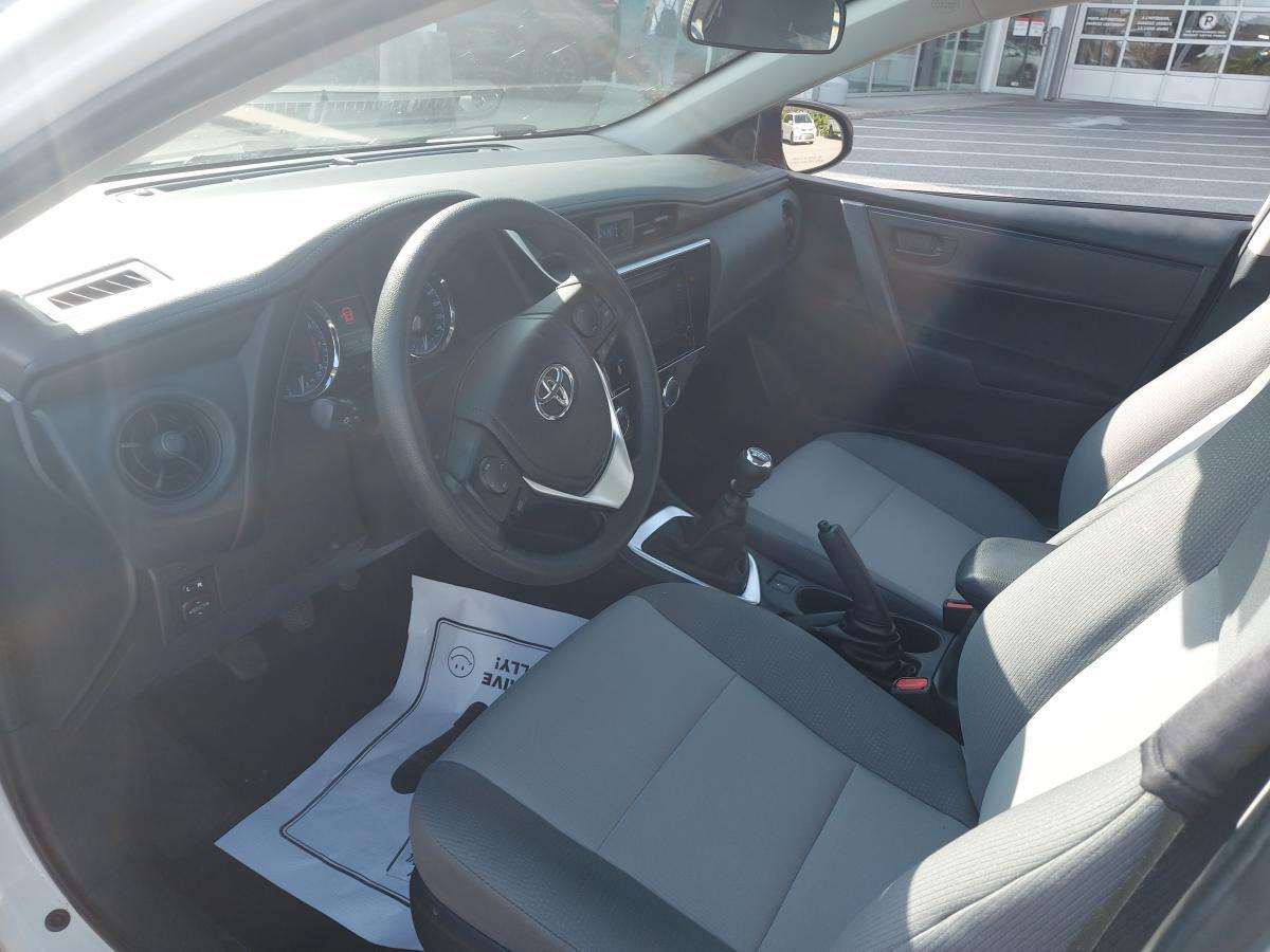 2019 Toyota Corolla CE BM — снимка 1
