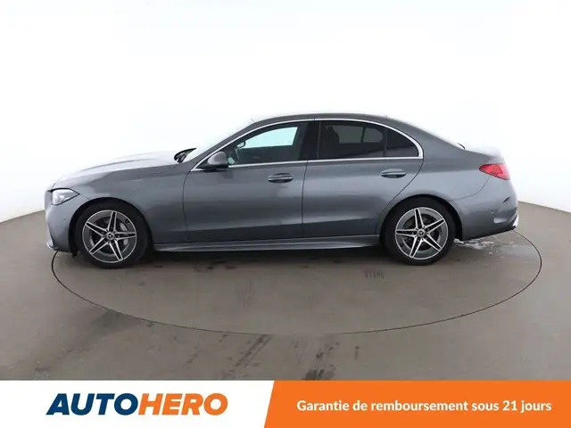 Mercedes-Benz C-Class view 3