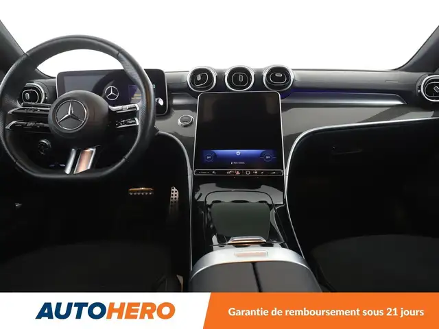 Mercedes-Benz C-Class view 12
