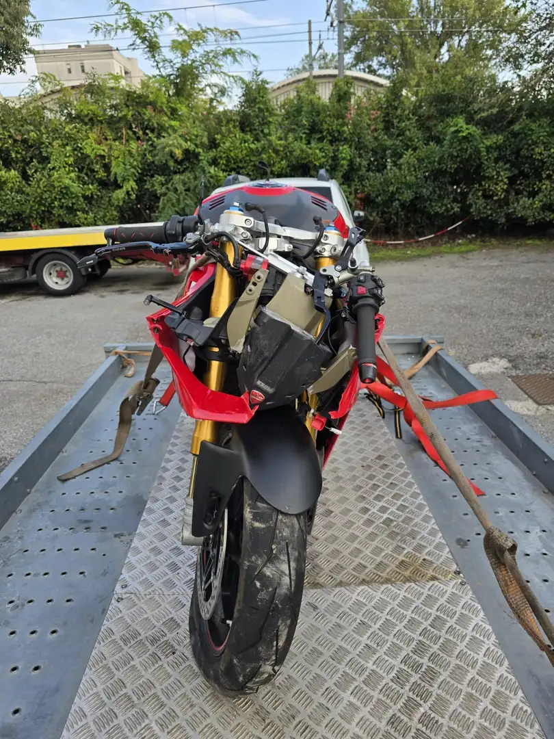 Ducati Panigale V4 S Piros - 2