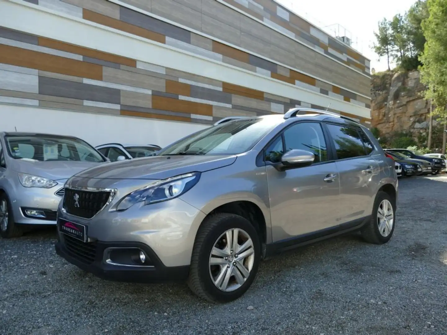 Peugeot 2008 1.2 82 Ch STYLE BVM5 COURROIE DE DISTRIBUTION OK Gris - 1
