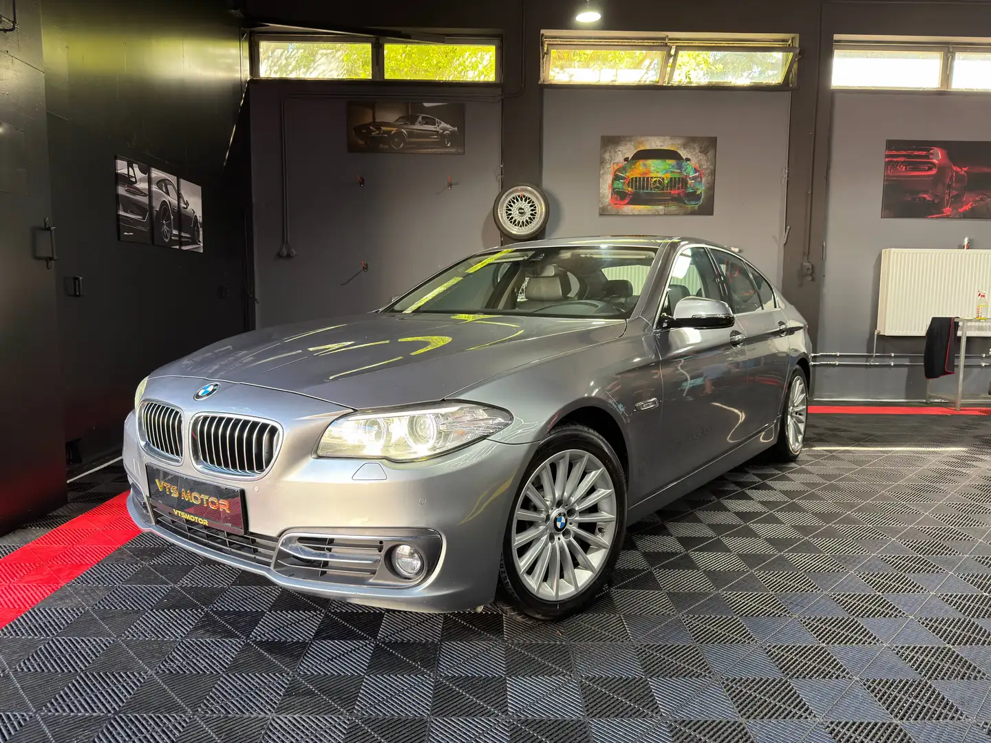 BMW 530 530 d xDrive Grau - 1