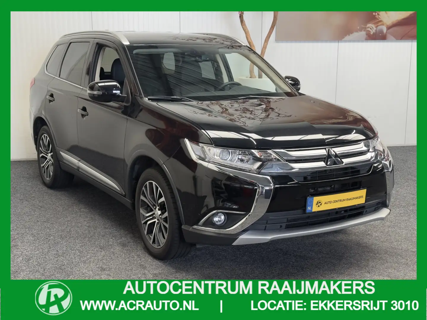Mitsubishi Outlander 2.0 EXECUTIVE EDITION 7 PERSOONS LEDER NAVIGATIE C Zwart - 1